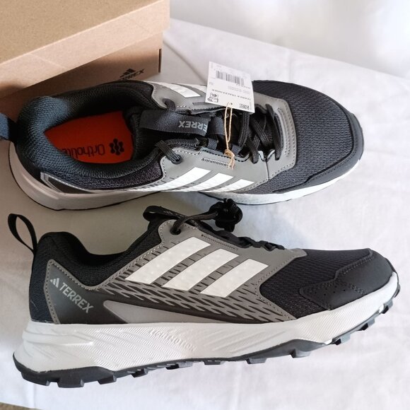 New Adidas Terrex Tracefinder Trail Running Shoes Women’s Size 10 NIB Hiking - Picture 8 of 13